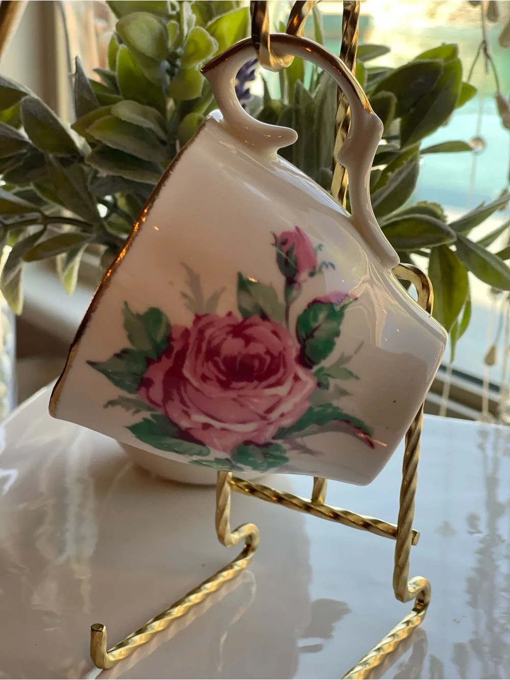 Jason Bone China Floral Teacup and Saucer with Pink Roses and Gold Accent